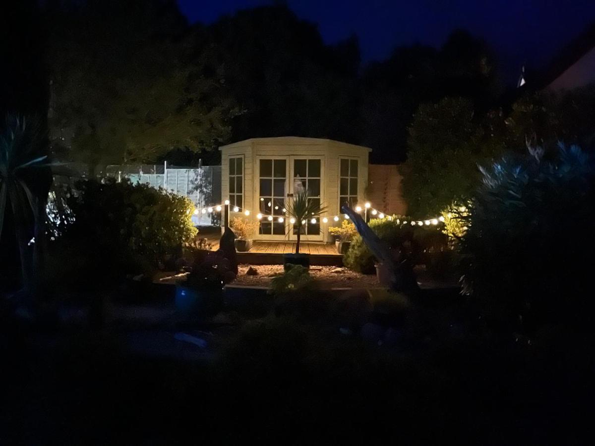 Coastal Garden Annex With Log Fire & Summer House Aberporth Exterior foto